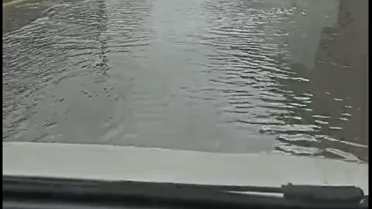 Yağış Sonrası  Temizlik Ve Altyapı Sorunları Göz Önüne Geldi